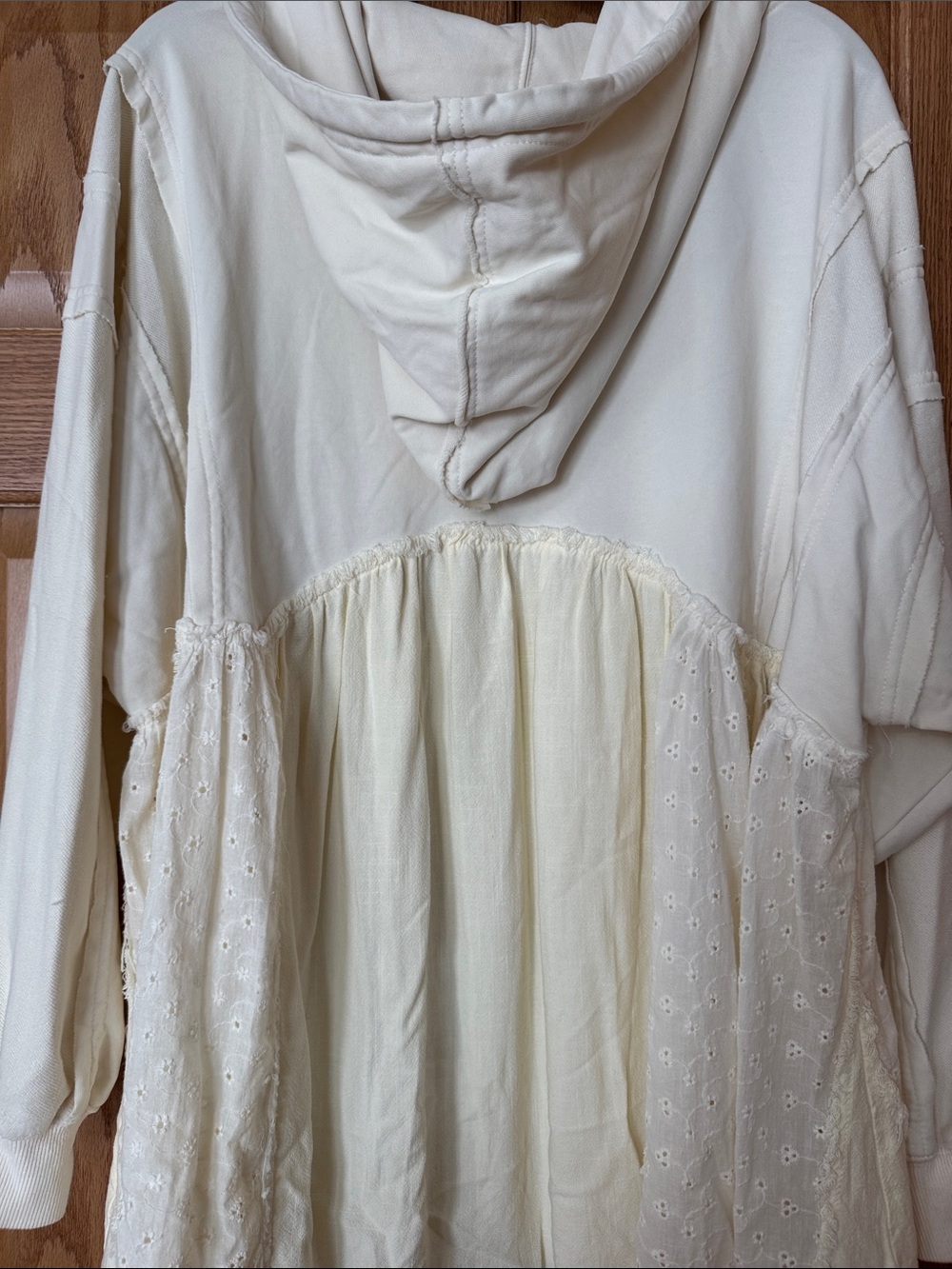 Blue Velvet Carrie Babydoll Cream Hooded Eyelet-Paneled Tunic Retail $74 S NEW - Picture 6 of 6